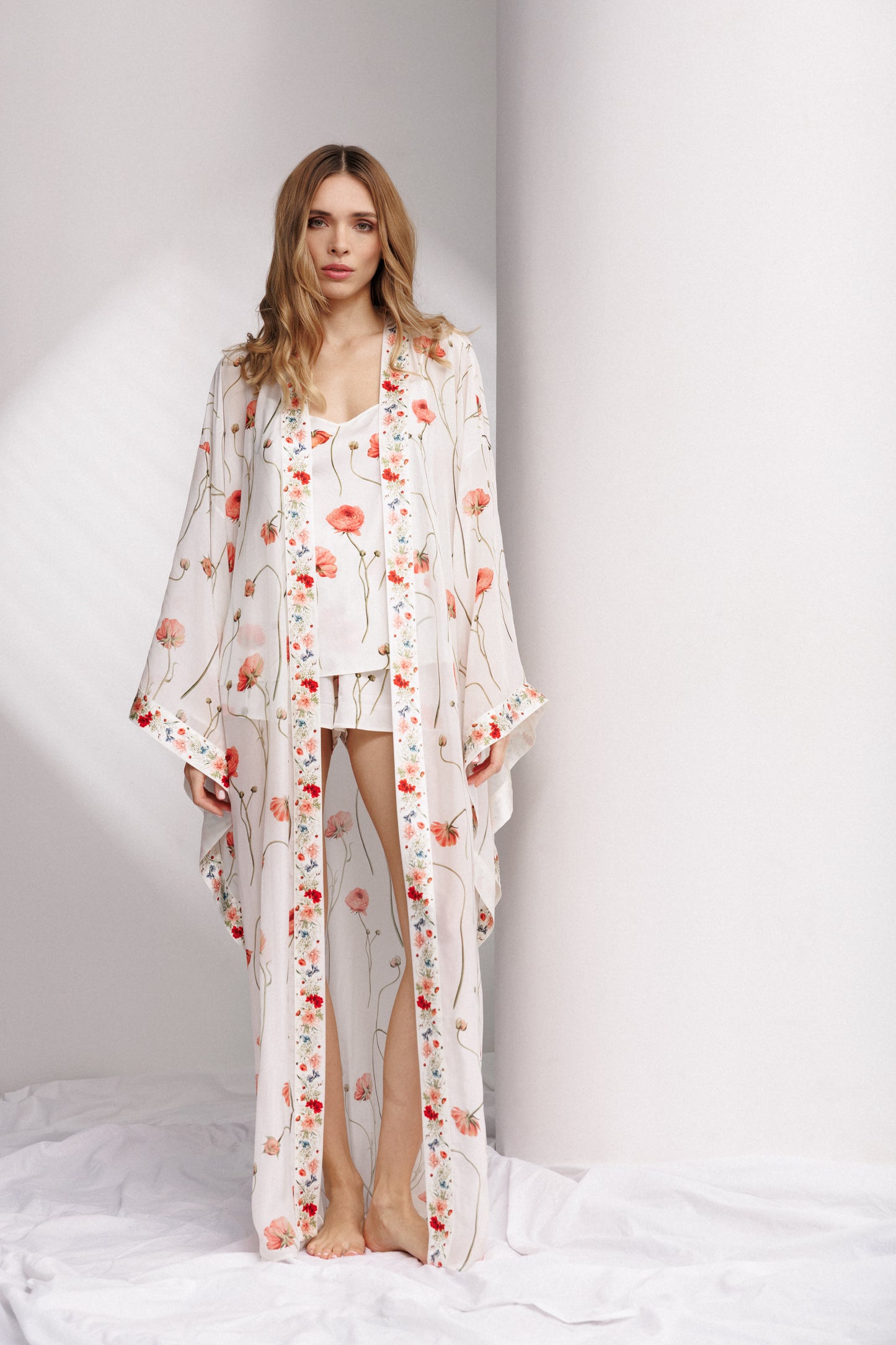 Fleur d'Été Rose Petal Silk Long Robe