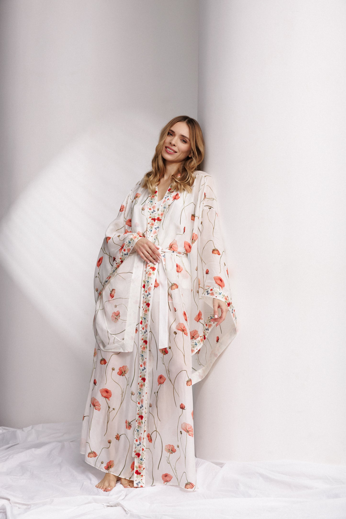 Fleur d'Été Rose Petal Silk Long Robe