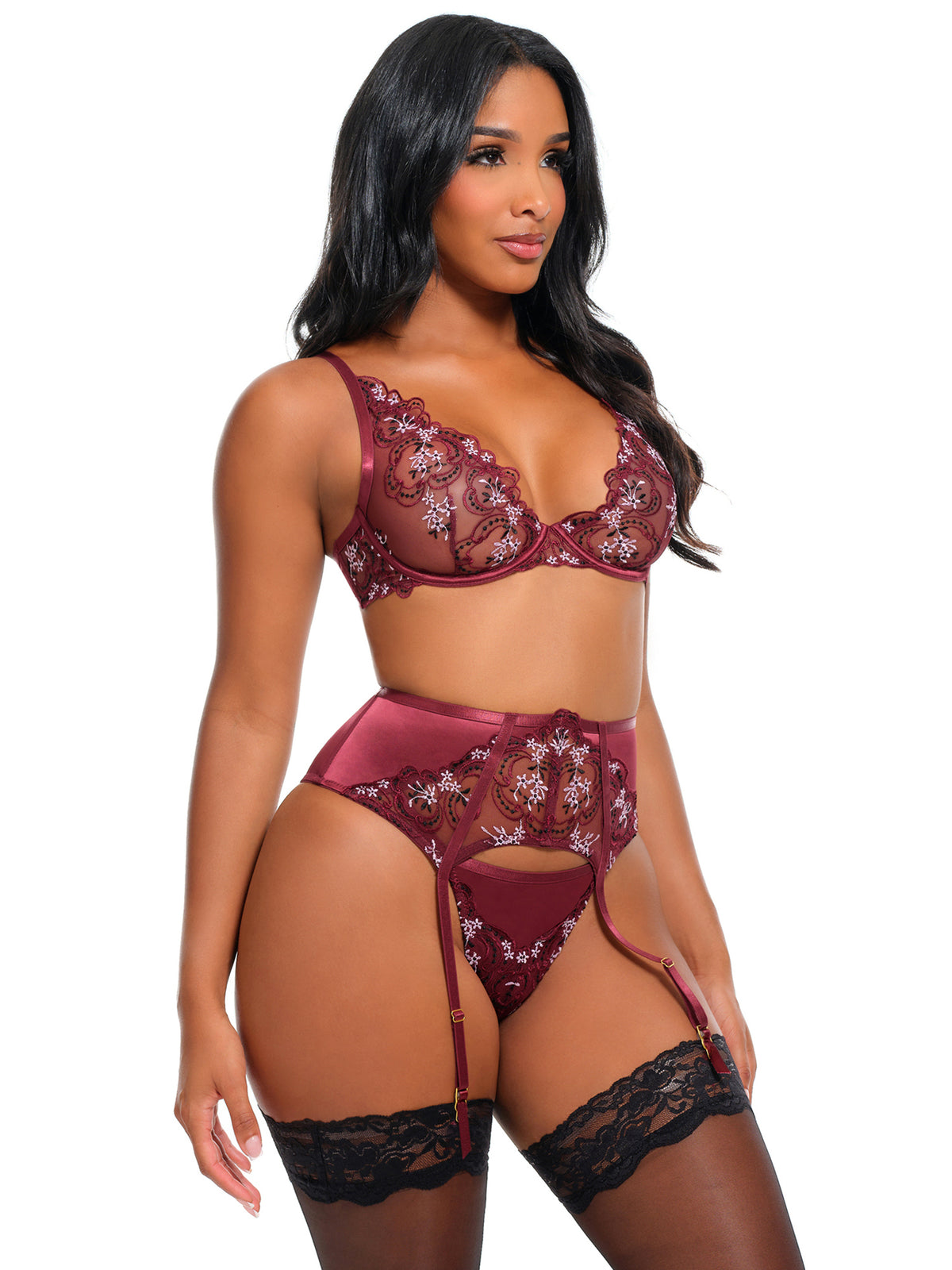 Anastasia's Bedroom Lingerie Eloise Set featuring elegant, silky nightwear with lace details and a matching robe, displayed on a mannequin.